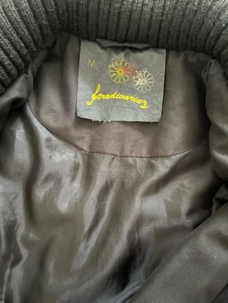 Abrigo acolchado largo Stradivarius talla M