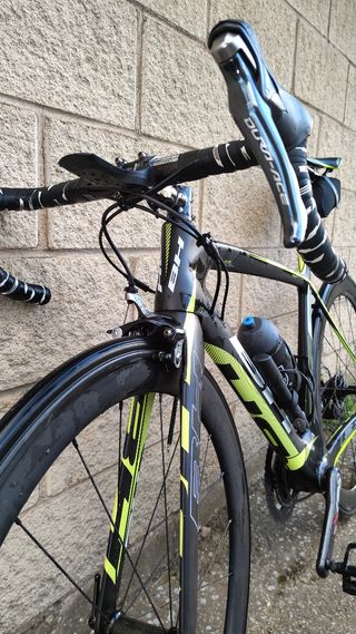 BICICLETA. BH-G6 Pro de CARBONO.