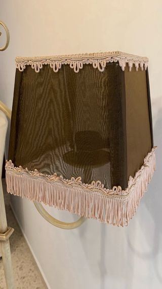 Lámpara de pie de forja