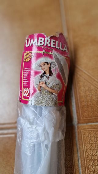Paraguas blanco disfraz