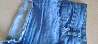 Pantalón corto vaquero