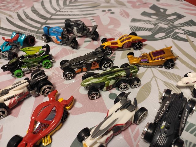 Coches Hotwheels nuevos
