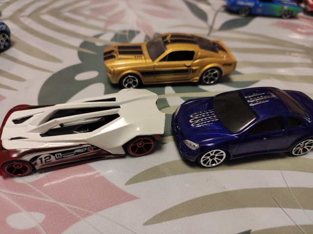 Coches Hotwheels nuevos