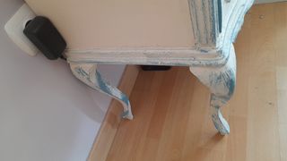 Mesita de noche vintage restaurada, Isabelina