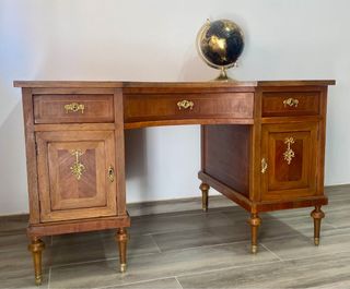 Escritorio vintage de madera