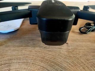 Drone Hubsan Zino Pro 4k. 3 batterie