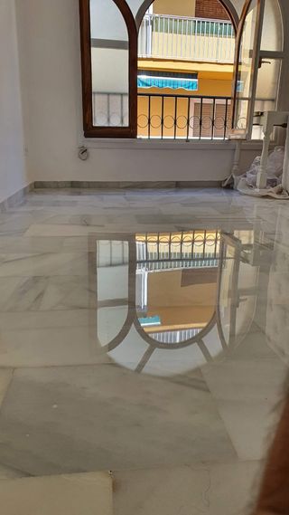 Marmol terrazo pulido brillo