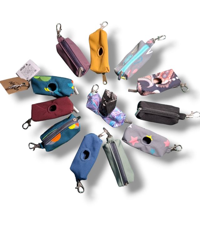Monedero para las bolsas de la caca