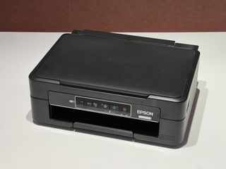 Epson XP-235 - Impresora Multifunción (con Wi-Fi)