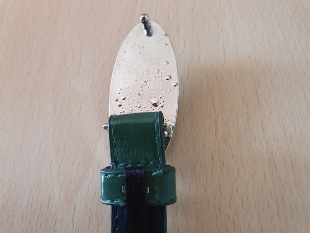 Cintura verde con strass