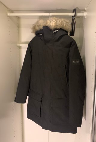 Giacca invernale Calvin Klein con pelo