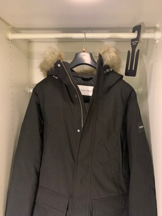 Giacca invernale Calvin Klein con pelo