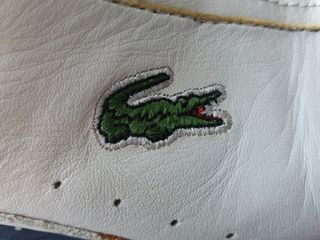 Zuecos lacoste