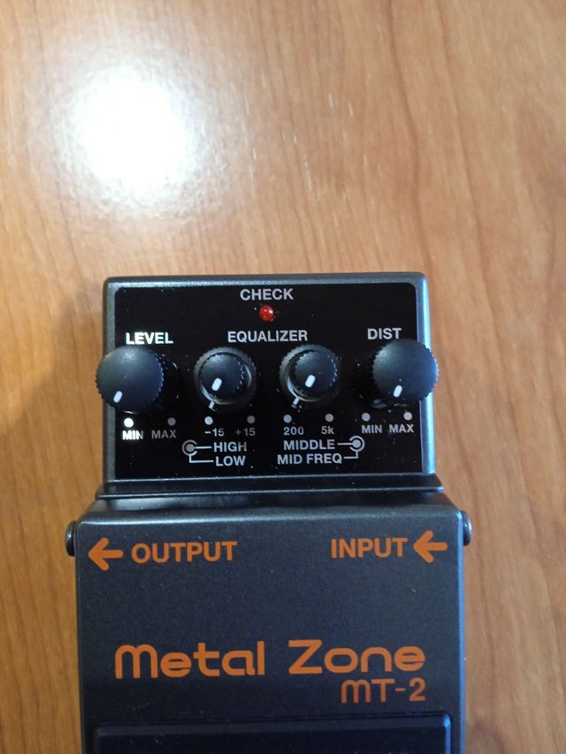 Pedal Metal Zone guitarra