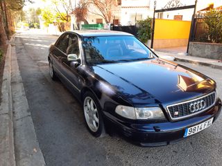 Audi S8 1998