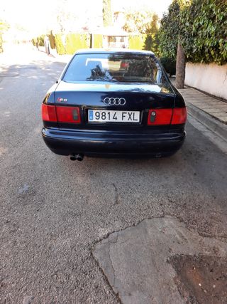 Audi S8 1998