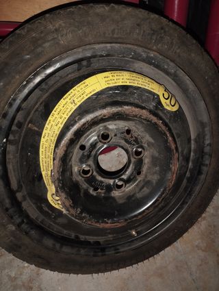 Rueda de repuesto T 105 70 R 14