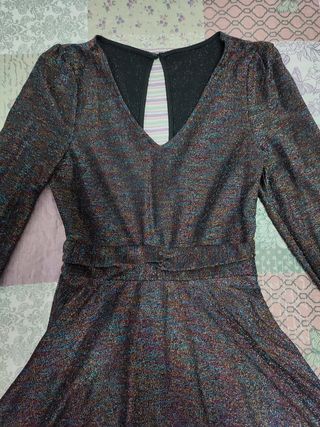 Vestido de fiesta con purpurina