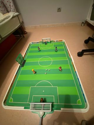 Campo de futbol playmobiles