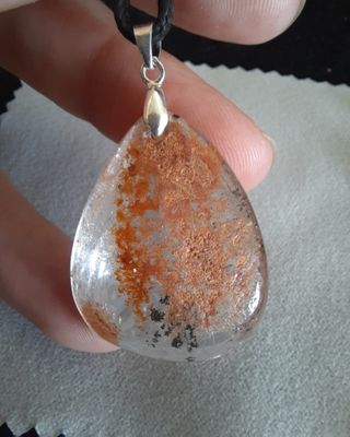 Colgante de Cuarzo Chamánico y Plata.