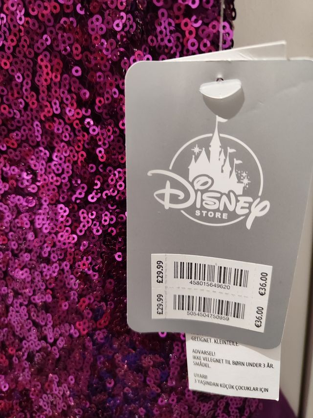 2 conjuntos Frozen, talla 5-6 y 7-8. Tienda Disney