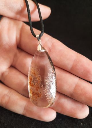 Colgante de Cuarzo Chamánico y Plata.