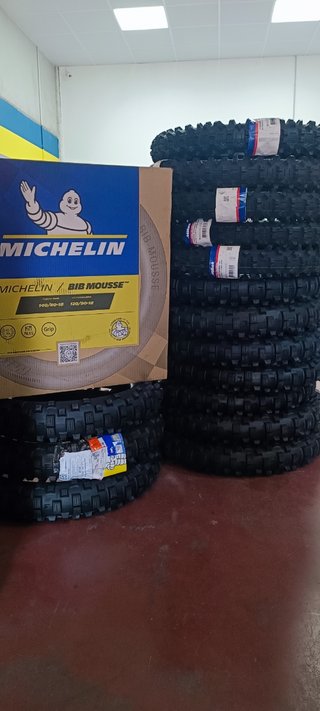 Michelin TRACKER