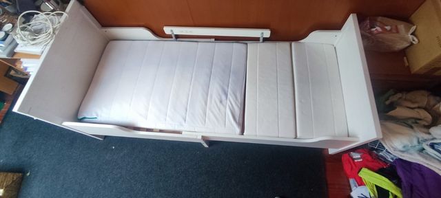 Cama extensible con colchon y funda nordica