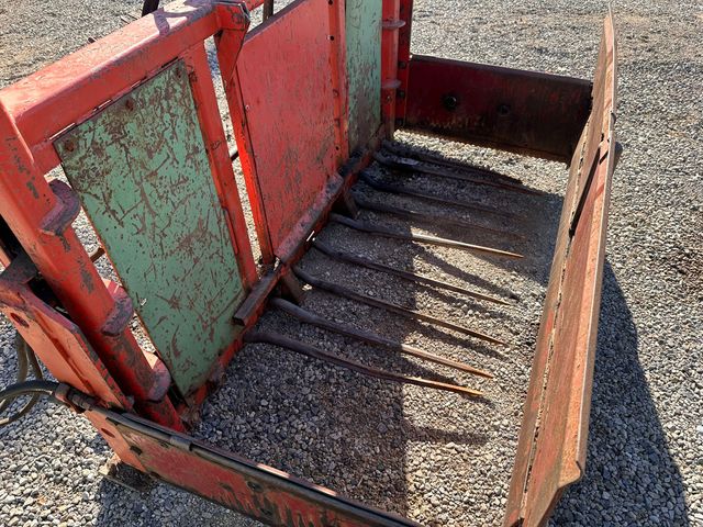 MAQUINA PARA CORTAR I CARGAR SILO