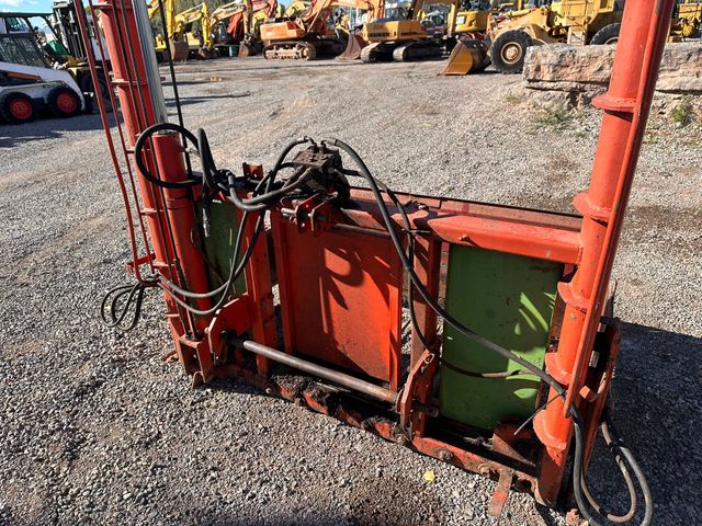 MAQUINA PARA CORTAR I CARGAR SILO