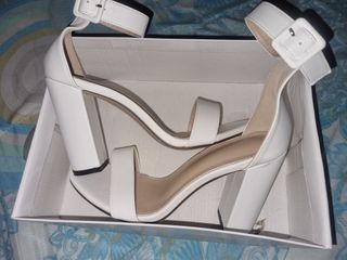 Sandalias nuevas número 36 Málaga