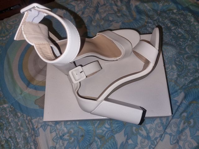 Sandalias nuevas número 36 Málaga