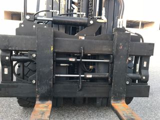 Carretilla Elevadora Eléctrica 3000 kg, triple 5m