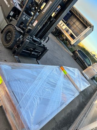 Carretilla Elevadora Eléctrica 3000 kg, triple 5m