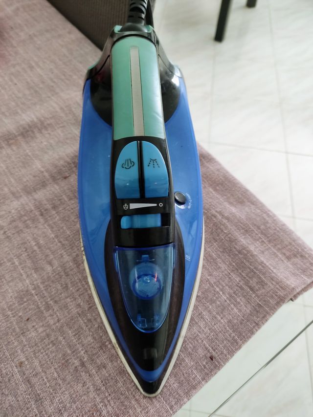 Ferro da stiro a vapore SilverCrest