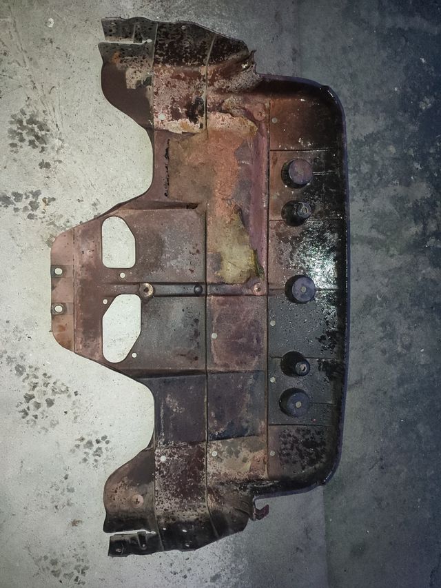 Cubre carter Impreza