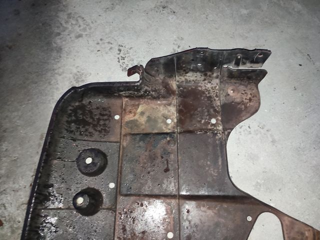 Cubre carter Impreza