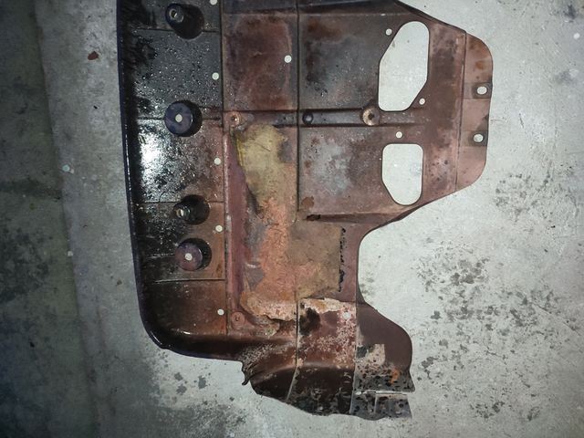 Cubre carter Impreza