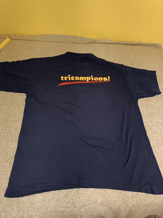 Lote sudadera y 2 camisetas FCB