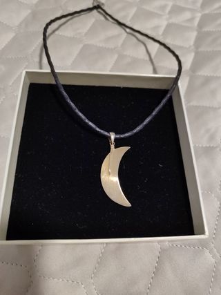 Colgante media luna