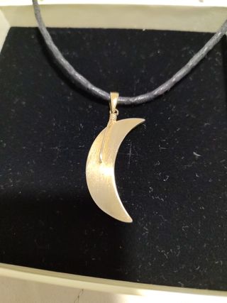 Colgante media luna