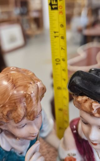 Figura de porcelana de la firma Sauthier