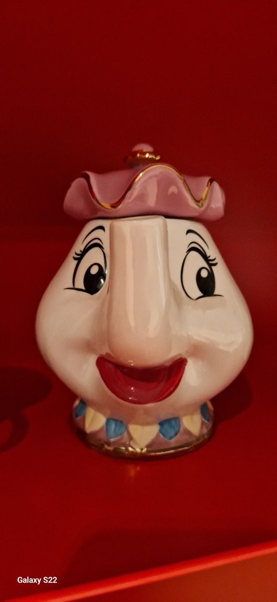 Tazas y tetera la bella y la bestia