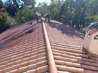 CUBIERTA Y TEJAS TLF.651429938