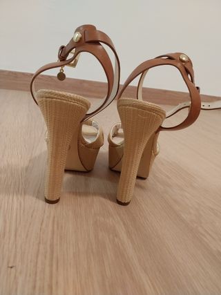 Sandalias