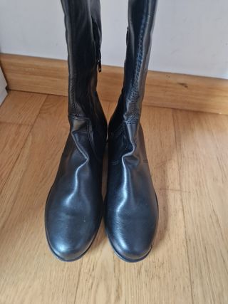 Botas altas negras talla 37
