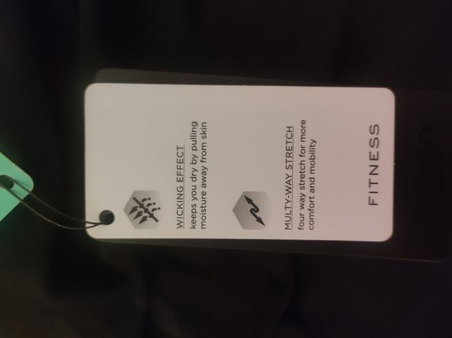 Camiseta fitness Mango