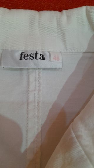 Chaquera vaquera blanca. FESTA
