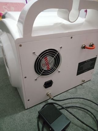 Maquina eliminación de tatuajes