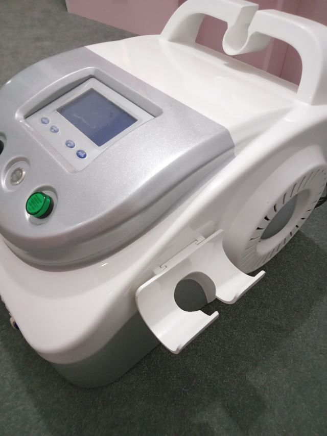 Macchina per la rimozione dei tatuaggi